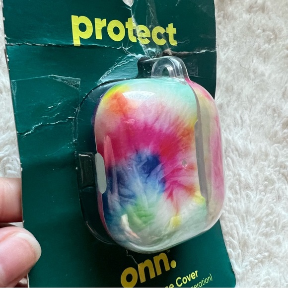 🎉HOST PICK🎉🌴onn.Charging Case Cover for Apple AirPods Pro 2021 3rd Generation - Picture 10 of 10